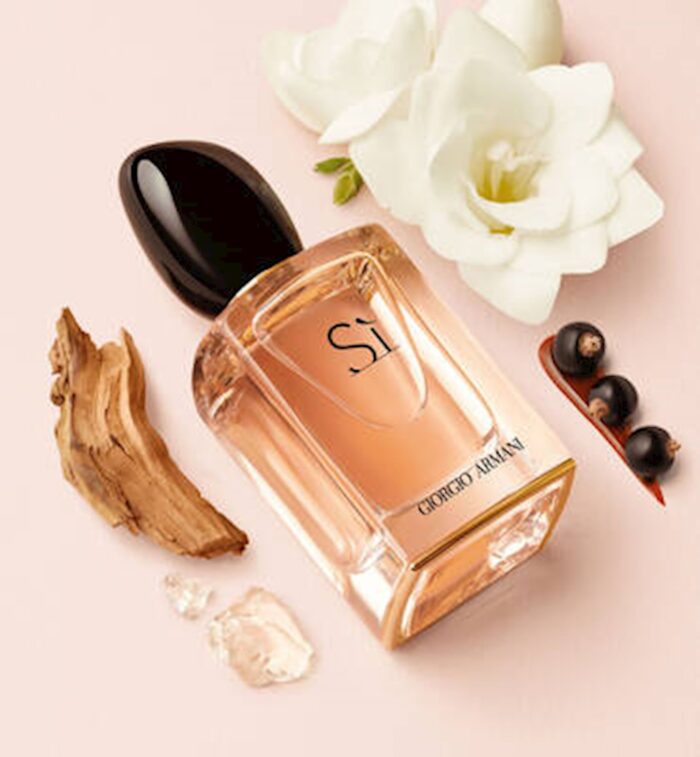 Giorgio Armani Si Exclusive Edition qadınlar üçün ətir suyu 100 ml sifariş edin